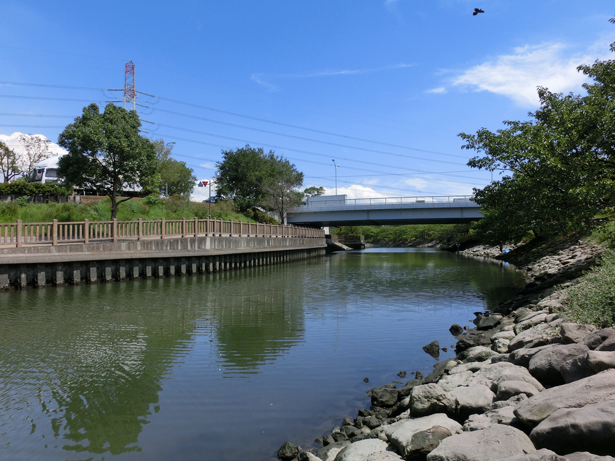 新左近川親水公園と葛西海岸堤防 江戸川フォトライブラリー