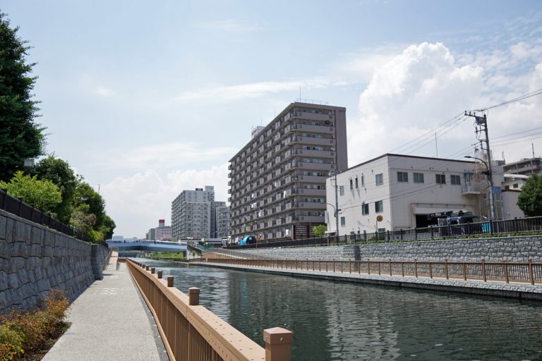 小名木川の歴史と風景 小名木川と旧中川・墨田川との合流地点 江戸川フォトライブラリー 小名木川の歴史と風景 小名木川と旧中川・墨田川との合流地点 江戸川フォトライブラリー