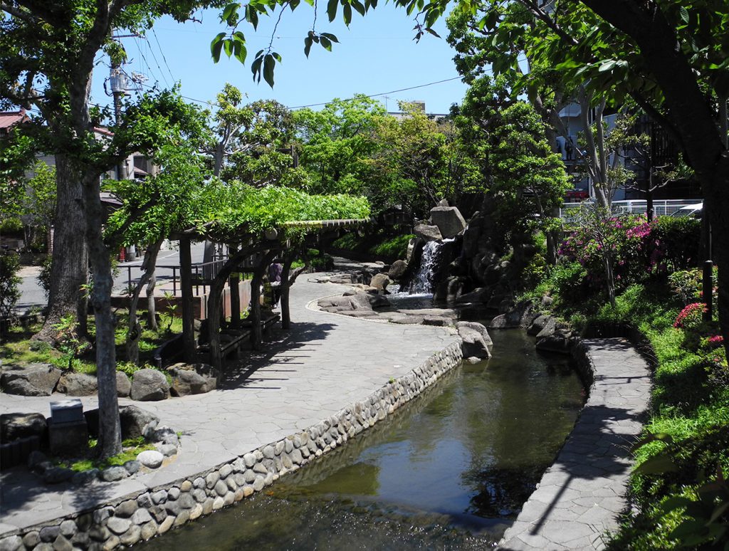 画像　日本初の親水公園である古川親水公園